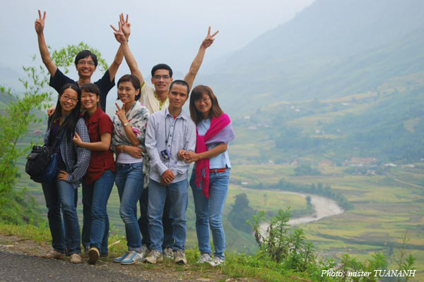 Finally the whole group had a photo together in the misty Sapa