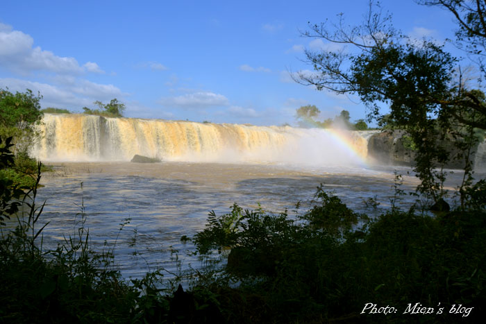 Buon-Ma-Thuot-Dray-Sap-Waterfalls-Mien-Blog